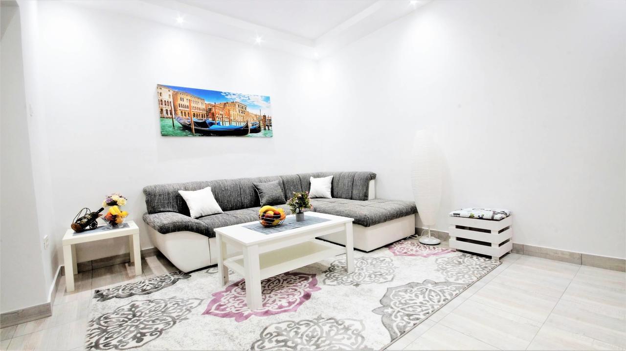 Kala Apartment 티바트 외부 사진